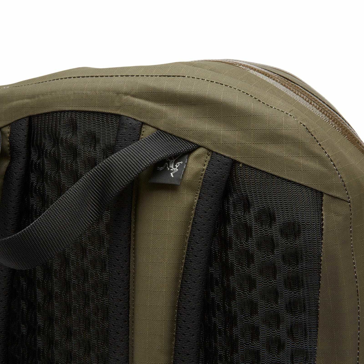 Arc'teryx Men's Granville 16 Backpack in Tatsu 