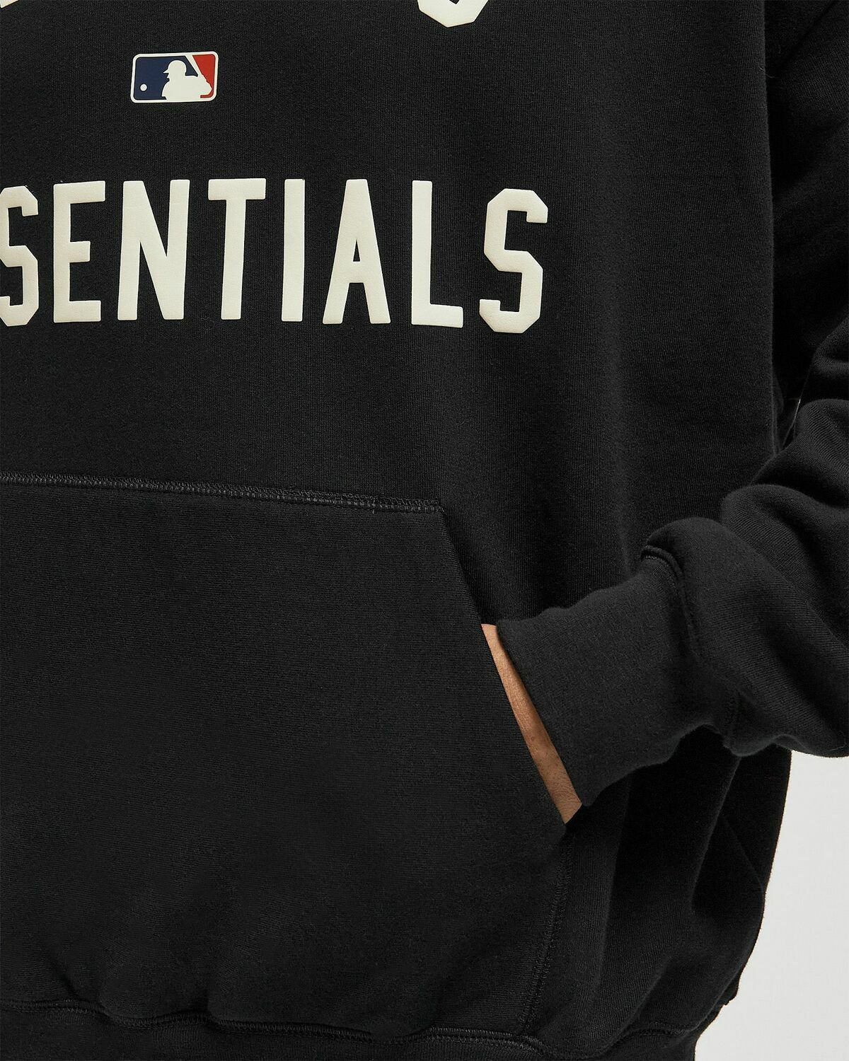 Fear of God Essentials WHITE SOX SPORT FIT CREWNECK Black Mens