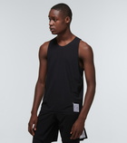 Satisfy - Justice Singlet running top