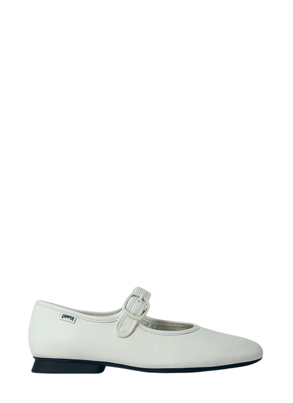 Photo: CAMPER Casi Casi Flats