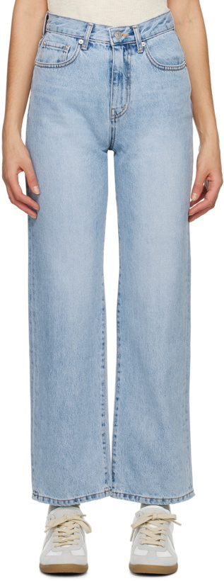 Photo: Dunst Blue Essential Jeans