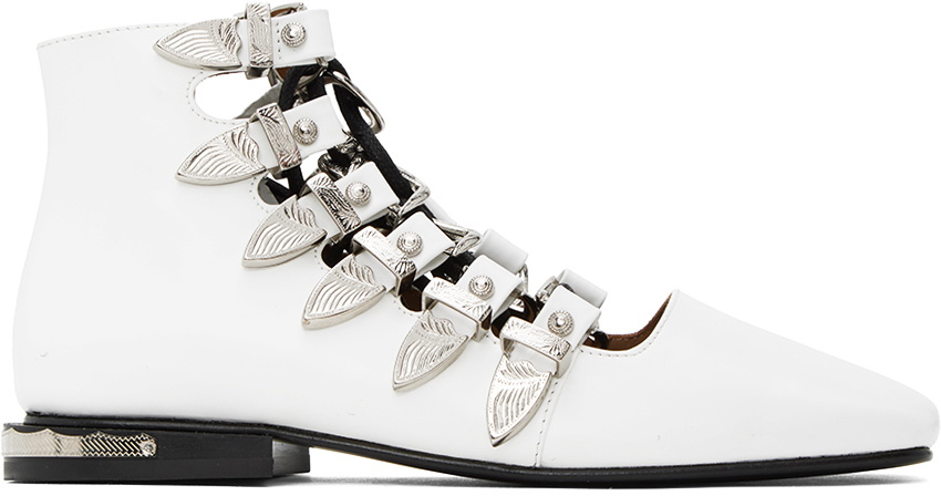 Toga pulla deals white boots