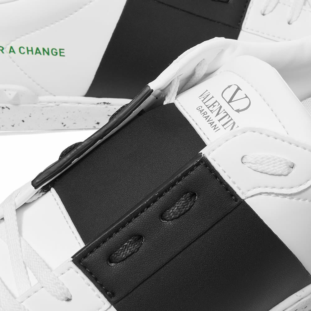★送料・関税込★VALENTINO★Open For Change Men's Sneakers Valentino Men's Open for a Change Low Sneakers in Wht&Blck