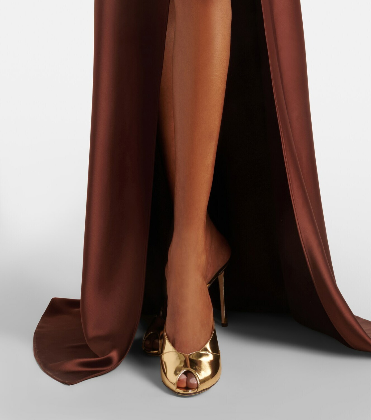 The New Arrivals Ilkyaz Ozel Jazzy embellished feather-trimmed gown
