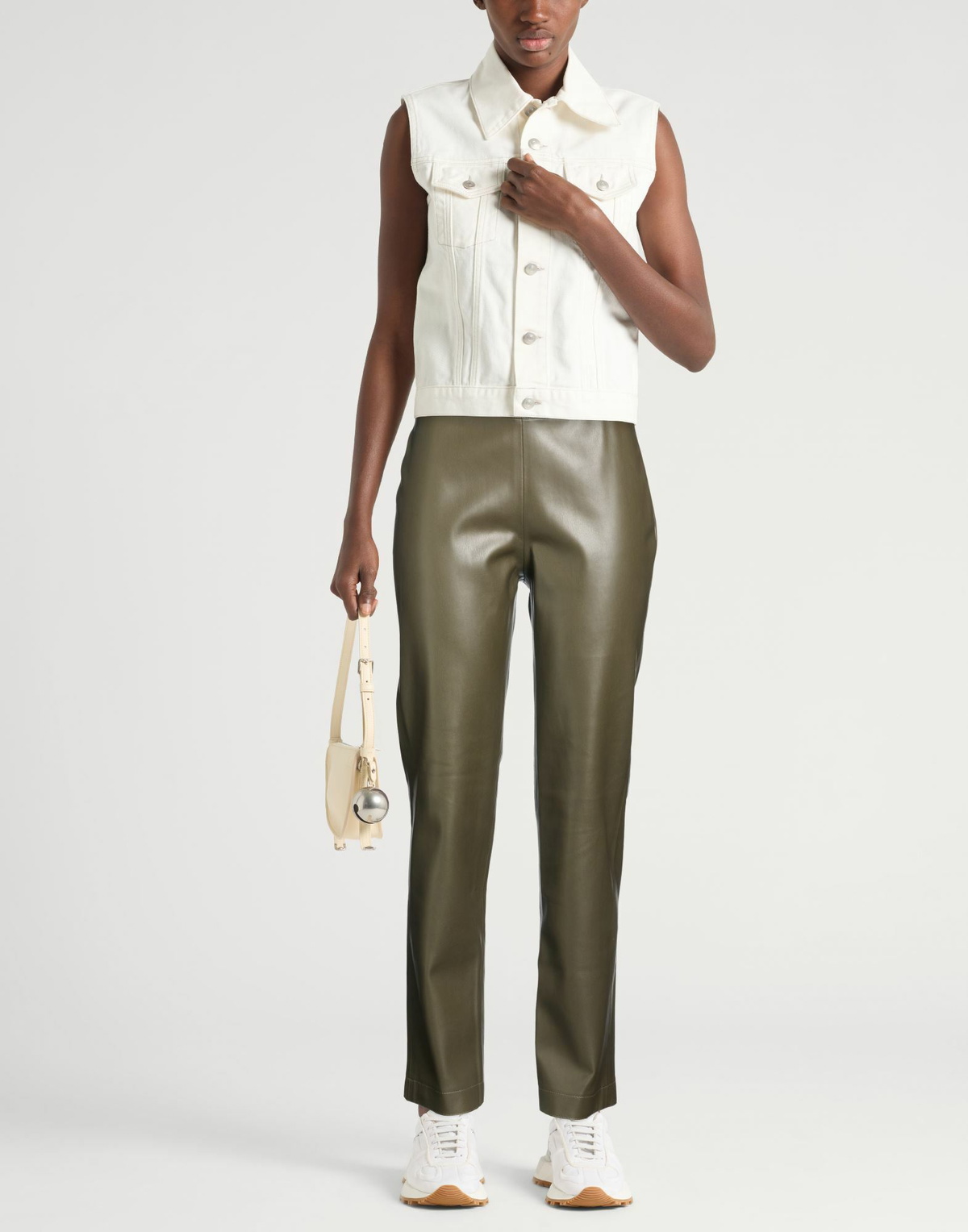 Jijil Womens Pants Military in Green