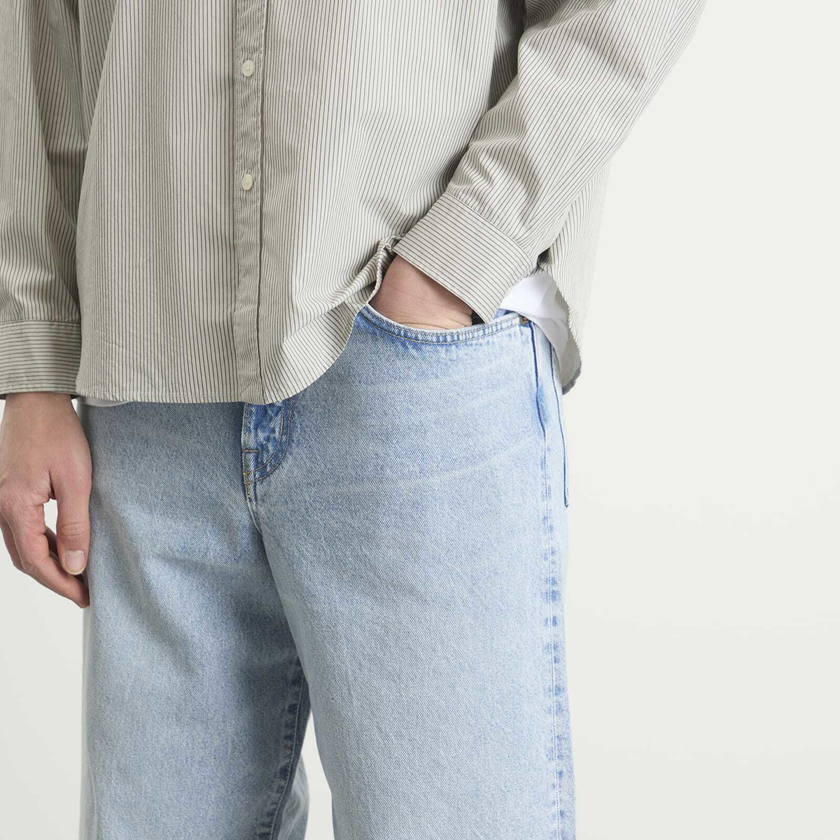 Edwin Men's Wide Pant in Blue