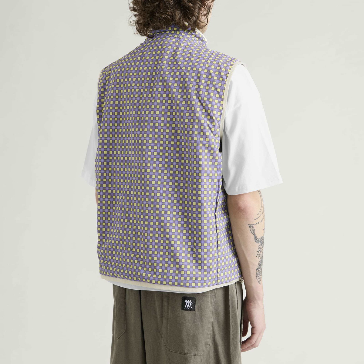 Bene Culture Men's Bene Reversible Gilet in Sage Green