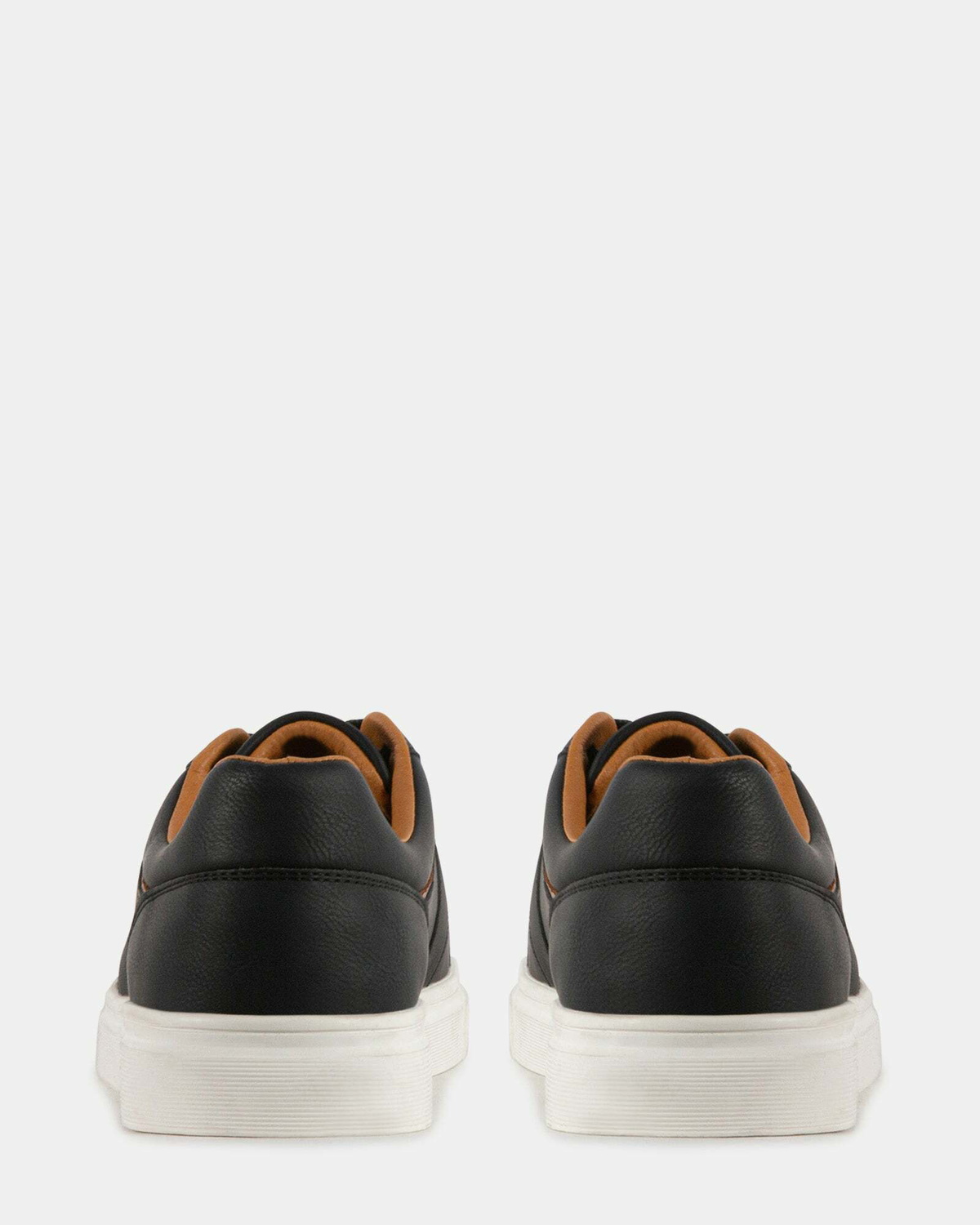 Steve Madden Stormz2 Sneakers in Black