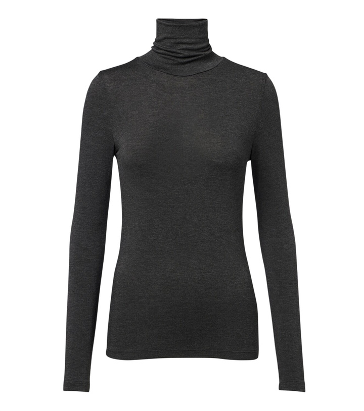 Photo: Agolde Pascale turtleneck sweater