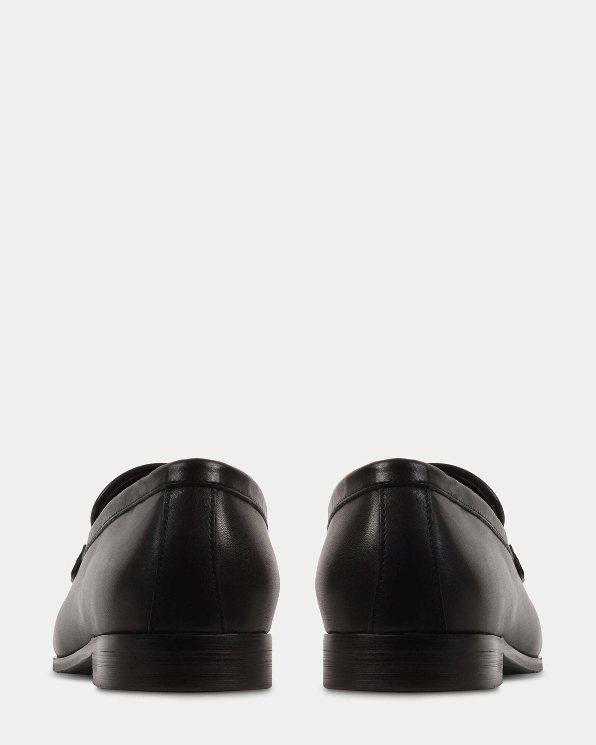 Steve Madden Leonardo Dress Shoes in Black