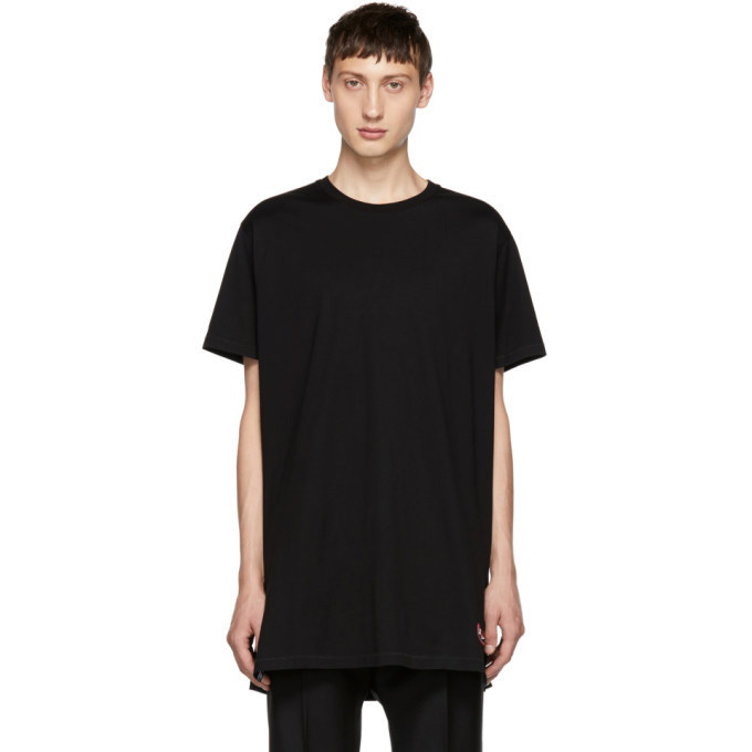 Photo: Givenchy Black Oversized Vented T-Shirt