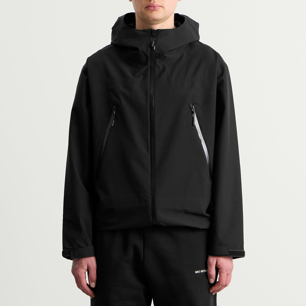 MKI Men's V3 Shell Hooded Jacket in Black