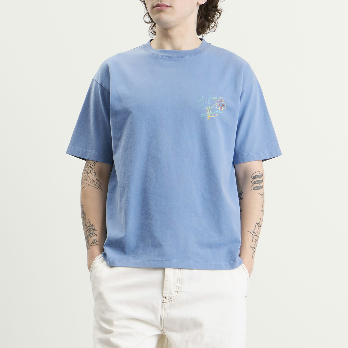 Drôle de Monsieur Men's Esquisse Slogan T-shirt in Light Blue