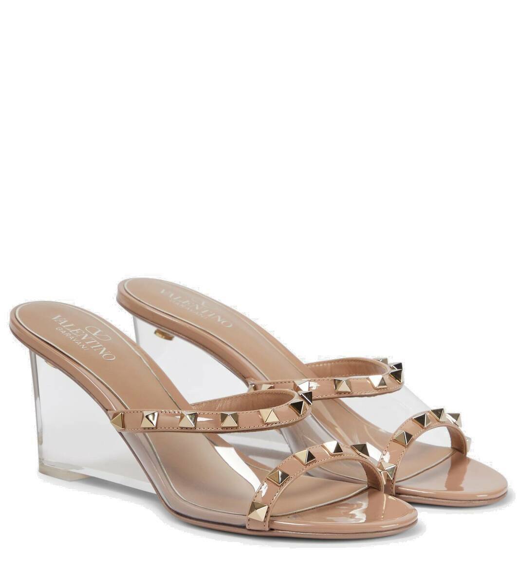 【関税負担】 VALENTINO ROCKSTUD PVC SANDAL Valentino Garavani Rockstud PVC sandals in black - Valentino