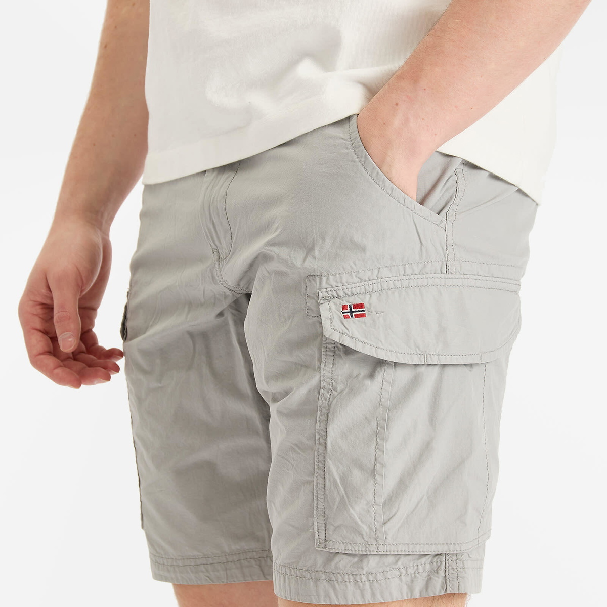 Napapijri Men's Slow Lake Cargo Shorts in Ultimate Gr