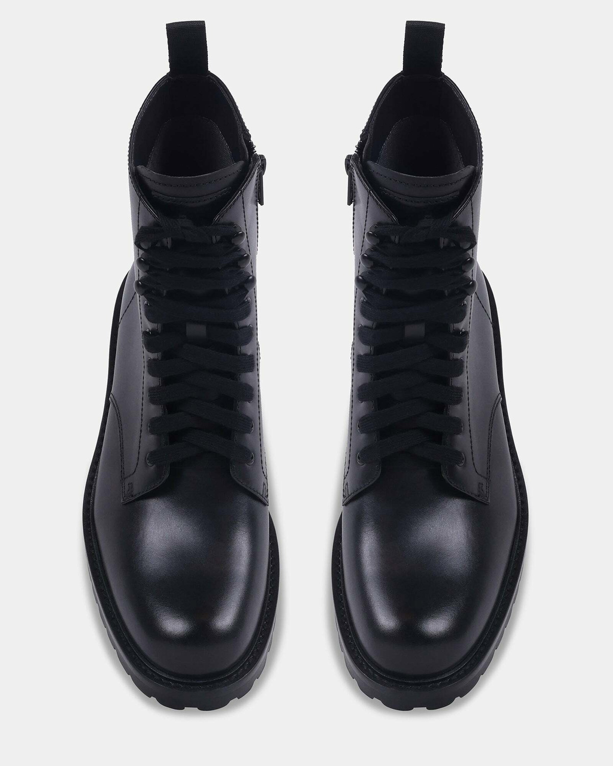 Steve Madden Kombatz Boots in Black
