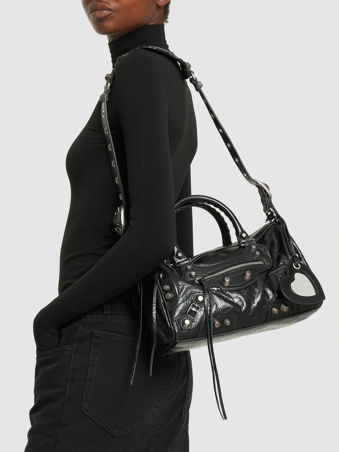 euva様専　BALENCIAGA Le Cagole Medium Balenciaga Medium Le Cagole Leather Duffle Bag | Black | FARFETCH