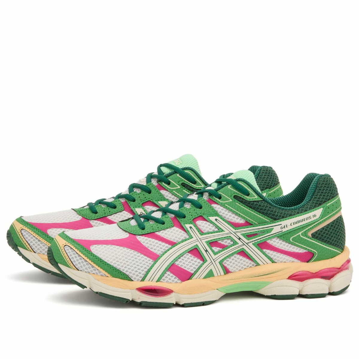 Asics GEL-Cumulus 16 Sneaker in Cream/Ivory