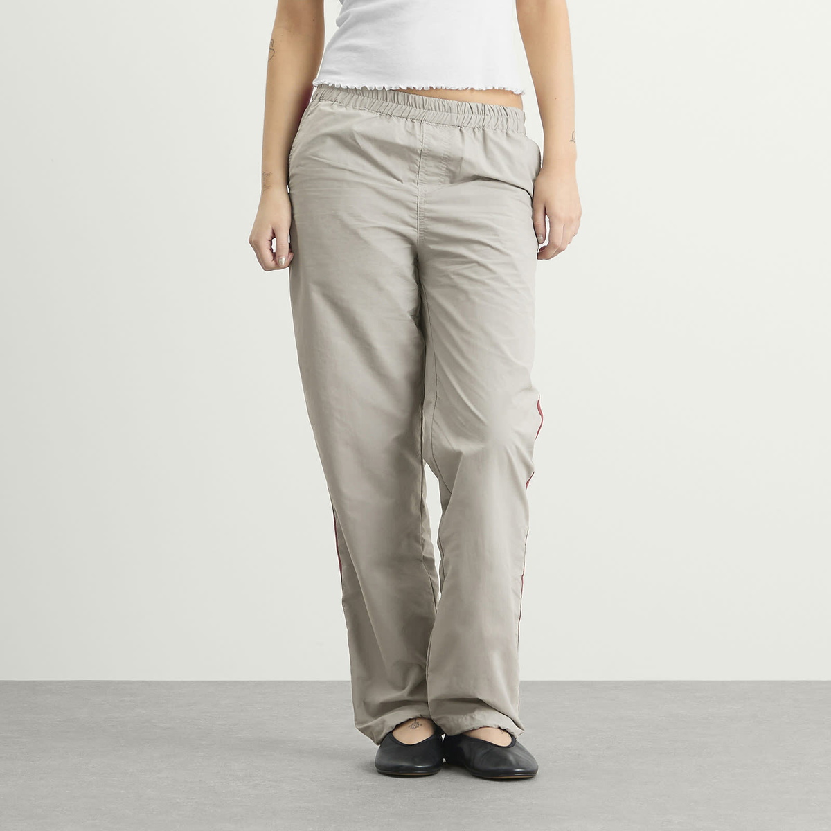 Gimaguas Women's Tyler Trousers in Grey/Red