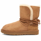 UGG Women's Bailey Ankle Boot in Chestnut