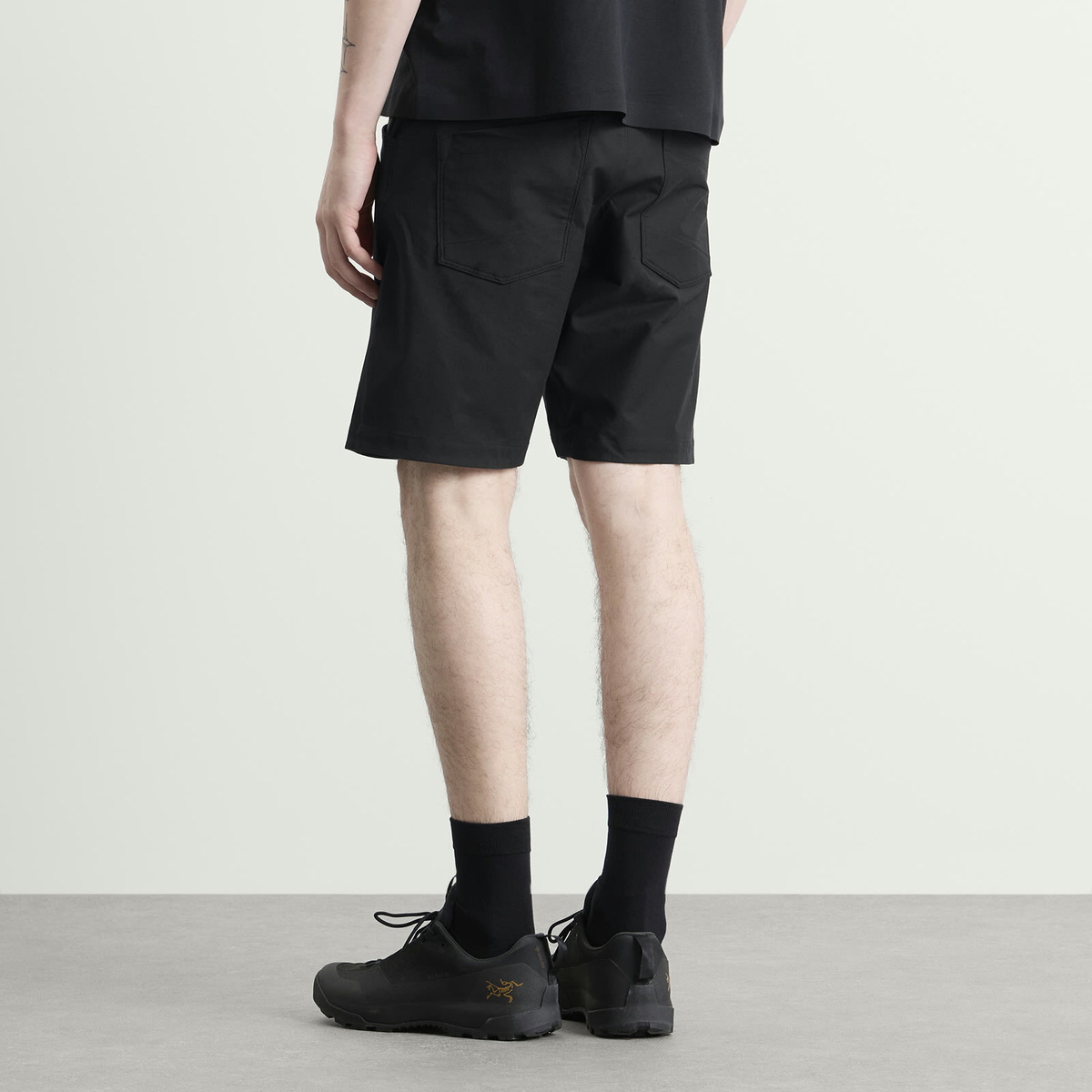 Arc'teryx Men's Kragg Cotton 9" Shorts in Black