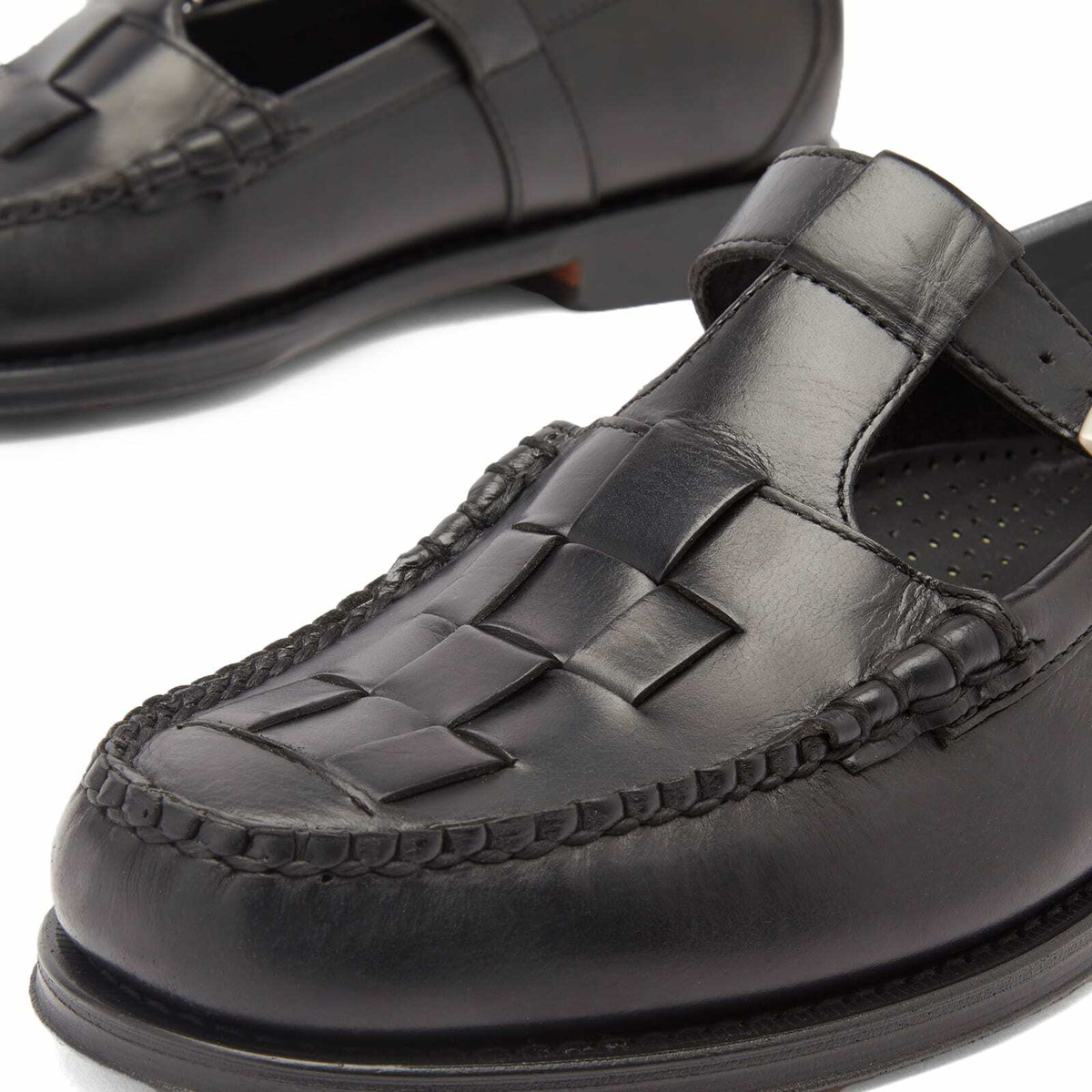Bass Weejuns Men's Fisherman in Black Leather