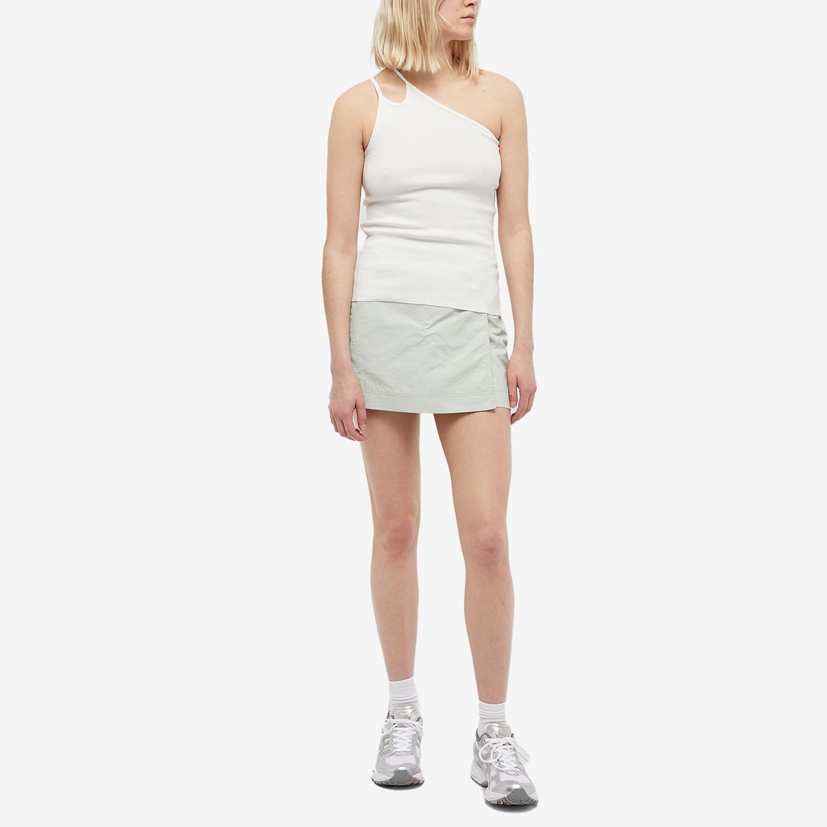 Peachy Den Women's Mimi Mini Skirt in Oyster Peachy Den