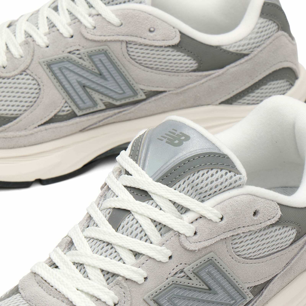 New Balance Abzorb 2010 Sneaker in Raincloud/Harbor Grey/White
