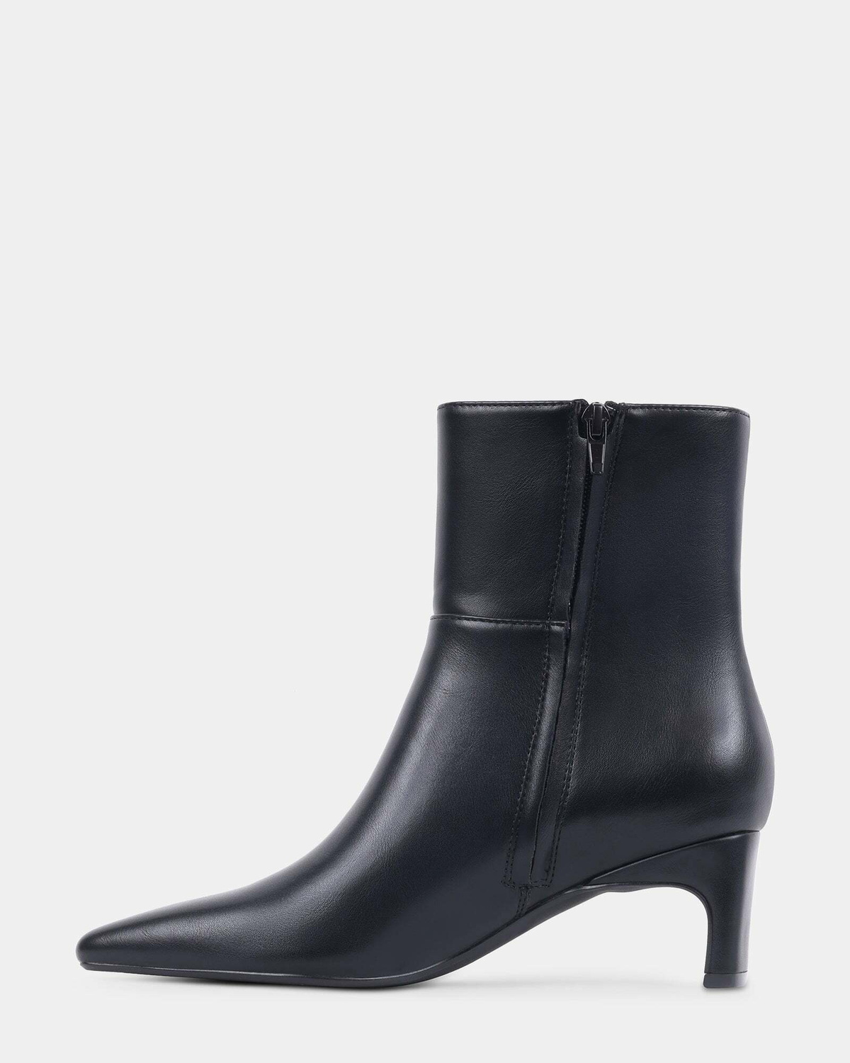 Steve Madden Carah Booties in Black