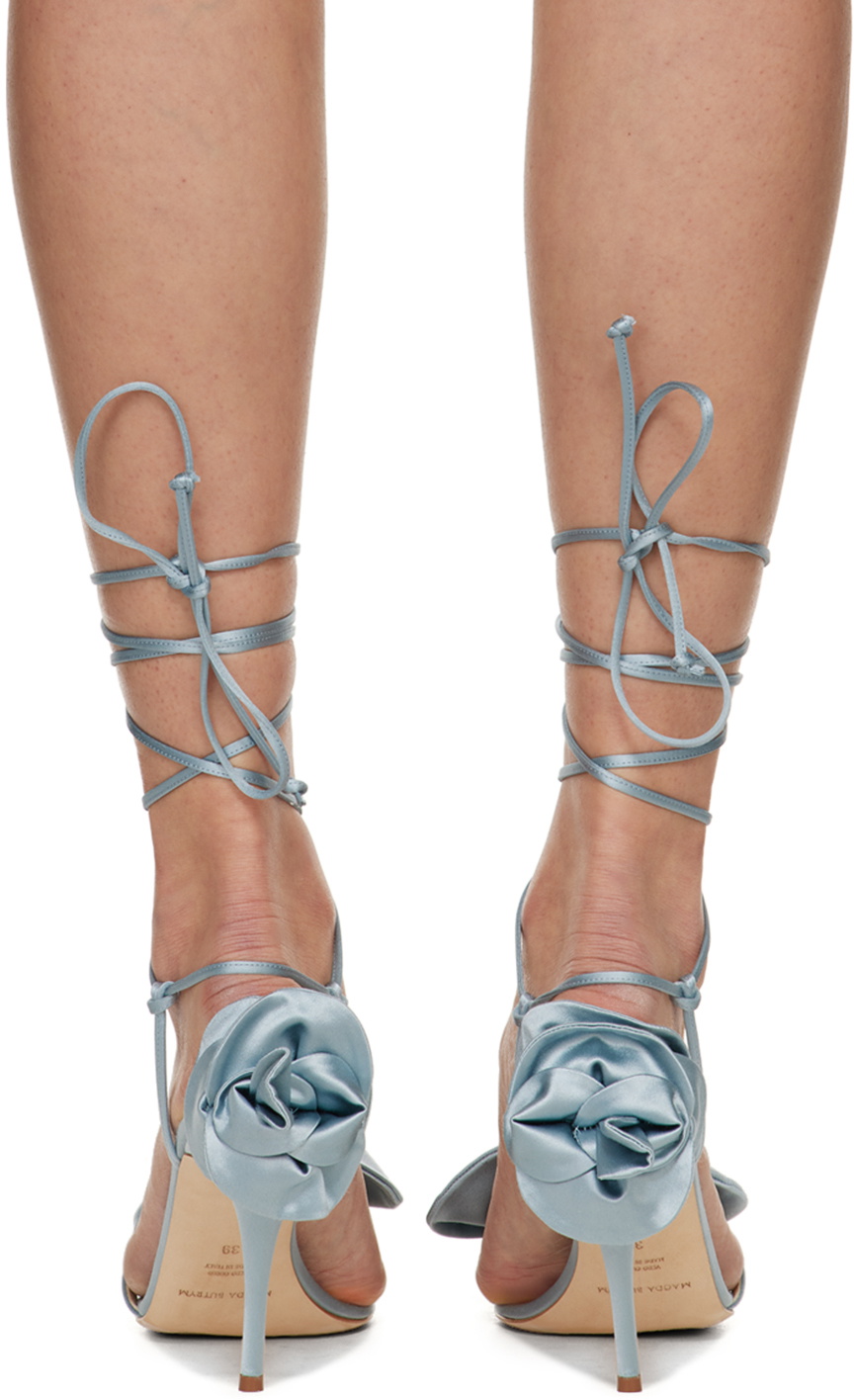 【関税込み】Magda Butrym ブルー Double Flower ヒールサンダル Blue Double Flower Heeled Sandals by Magda Butrym on Sale