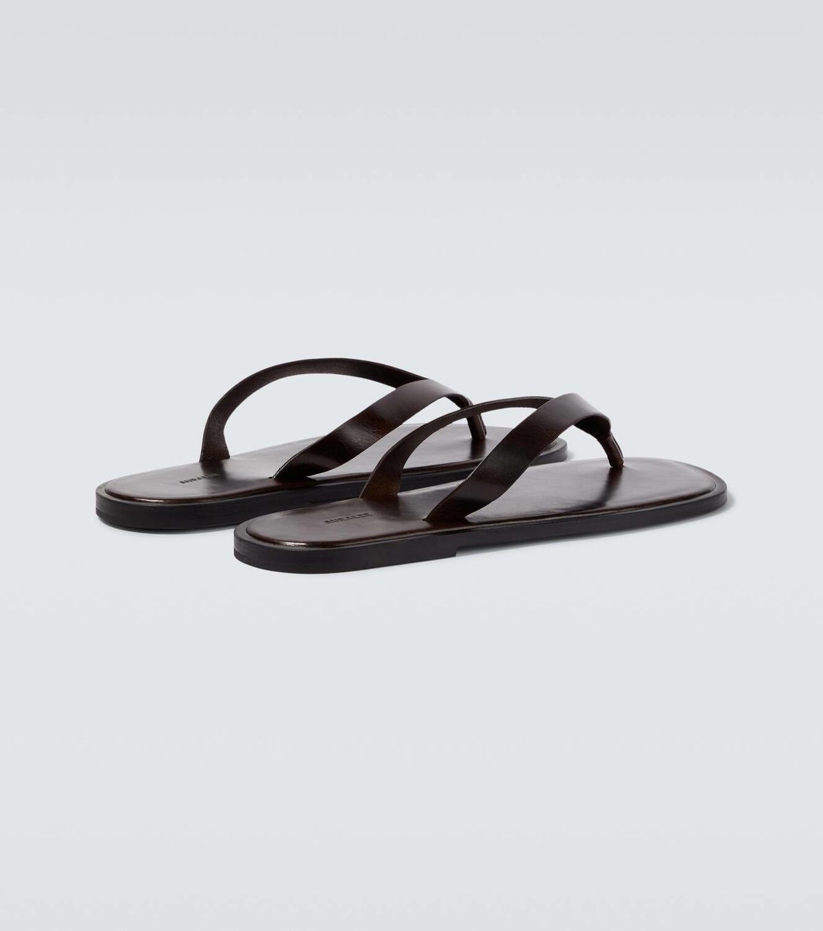 新品未使用裏張り済み　AURALEE leather tong sandals 新品未使用裏張り済み AURALEE leather tong sandals - メルカリ