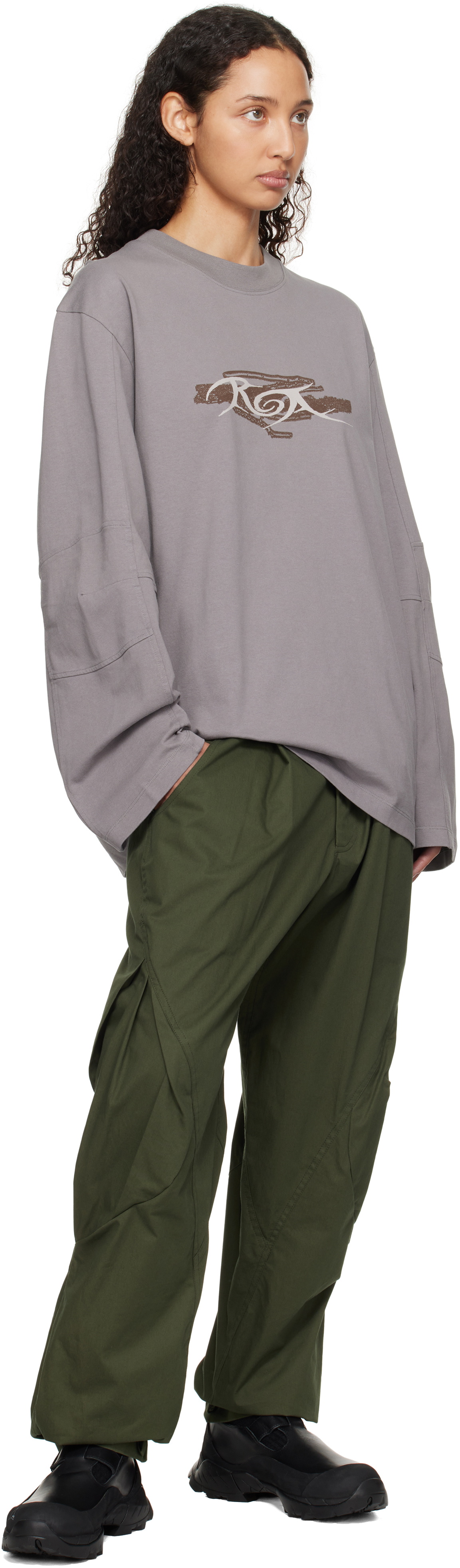 ROA Gray Long Sleeve Graphic T-shirt