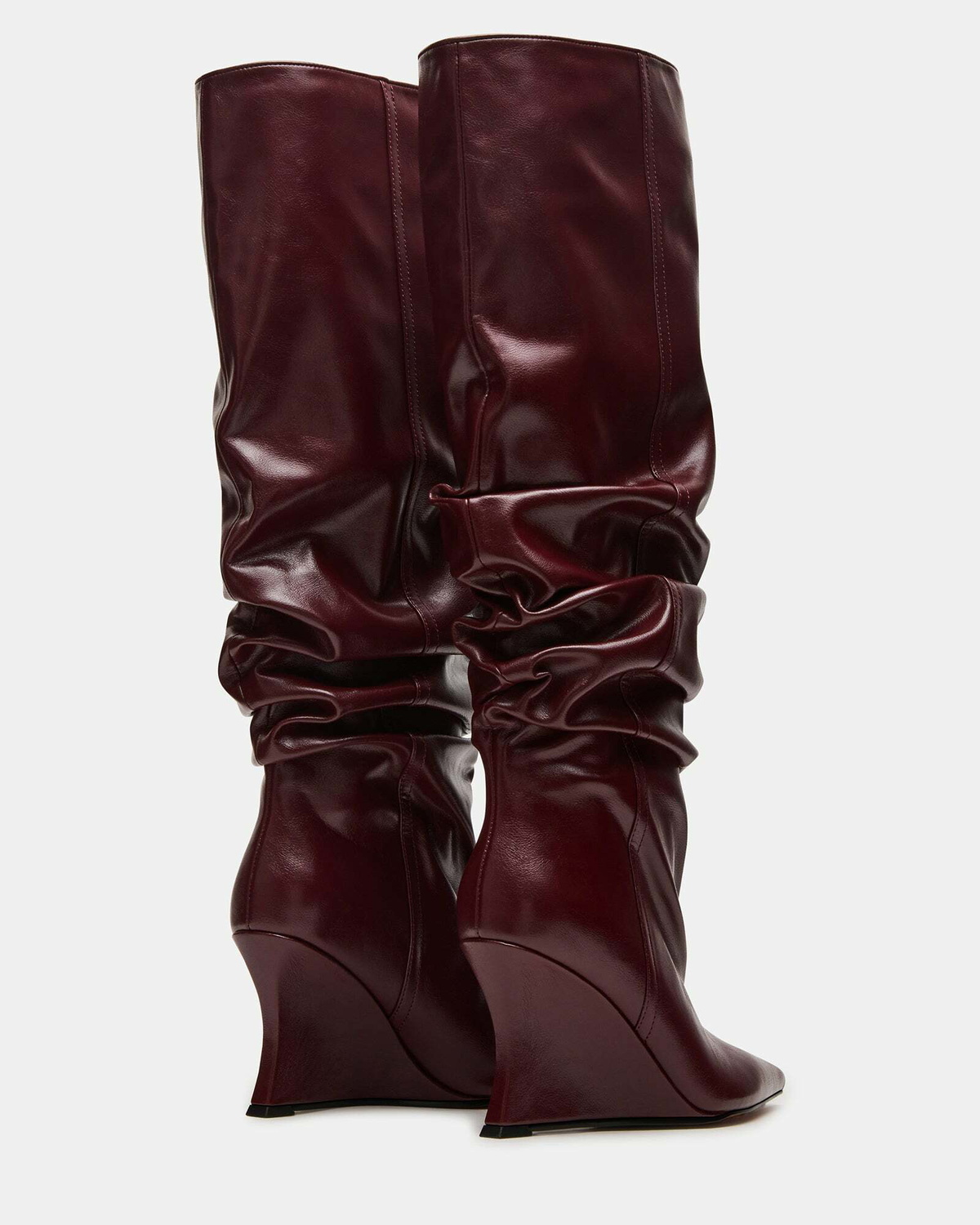 Steve Madden Distortion Boots in Burgundy
