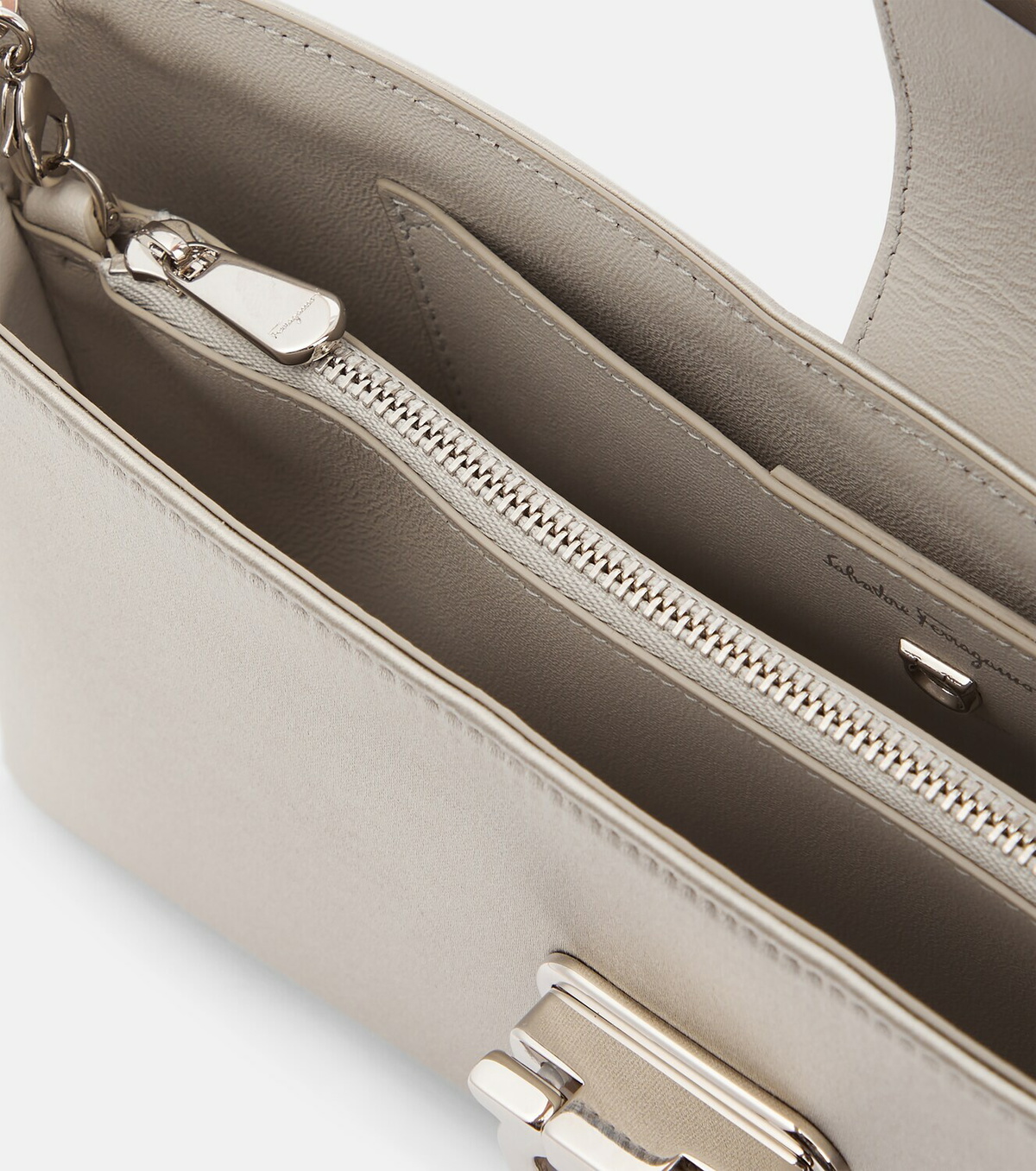 Ferragamo Trifolio Small leather shoulder bag Salvatore Ferragamo