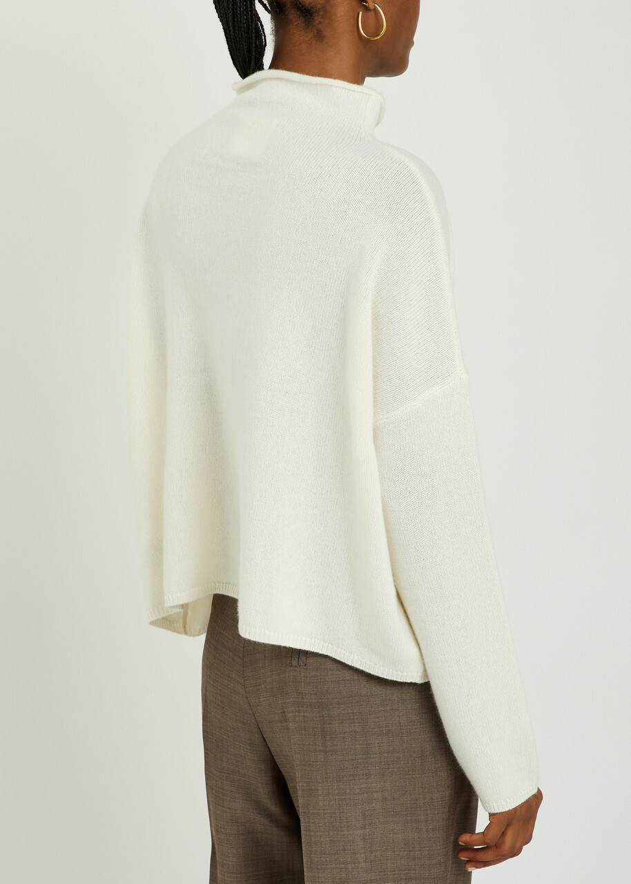 Lisa Yang Sandy Funnel Neck Cashmere Jumper Cream