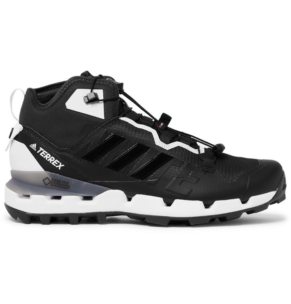 Adidas white store mountaineering gore tex