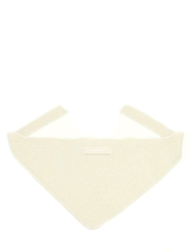 Photo: Jacquemus Le Chale Gros Grain