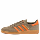 Adidas Handball Spezial Sneaker in Cargo Brown/Orange& Gold