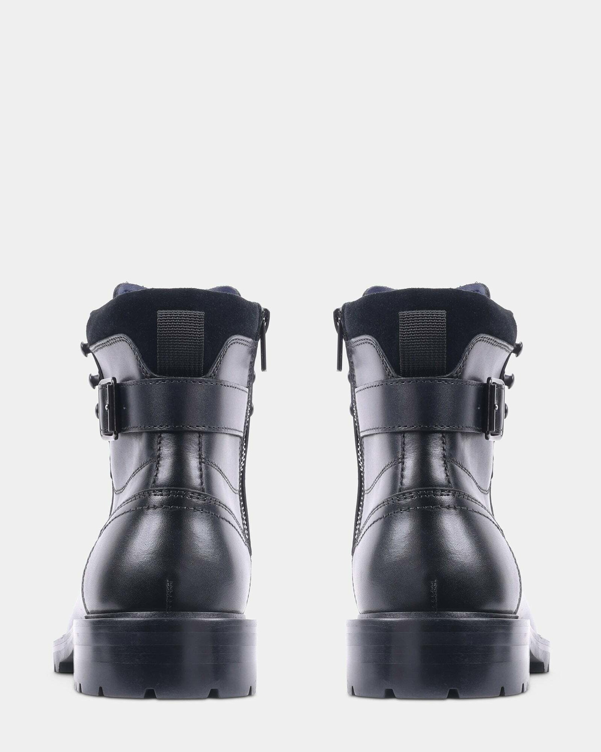 Steve Madden Kandid Boots in Black