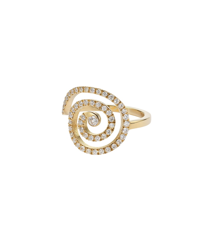 Photo: Ileana Makri Spira 18kt gold ring with diamonds
