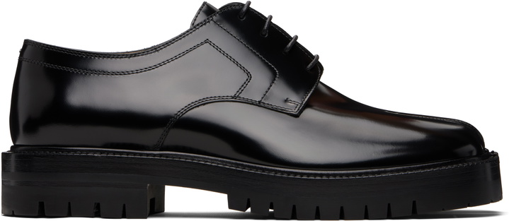Photo: Maison Margiela Black Tabi Lace-Up Derbys