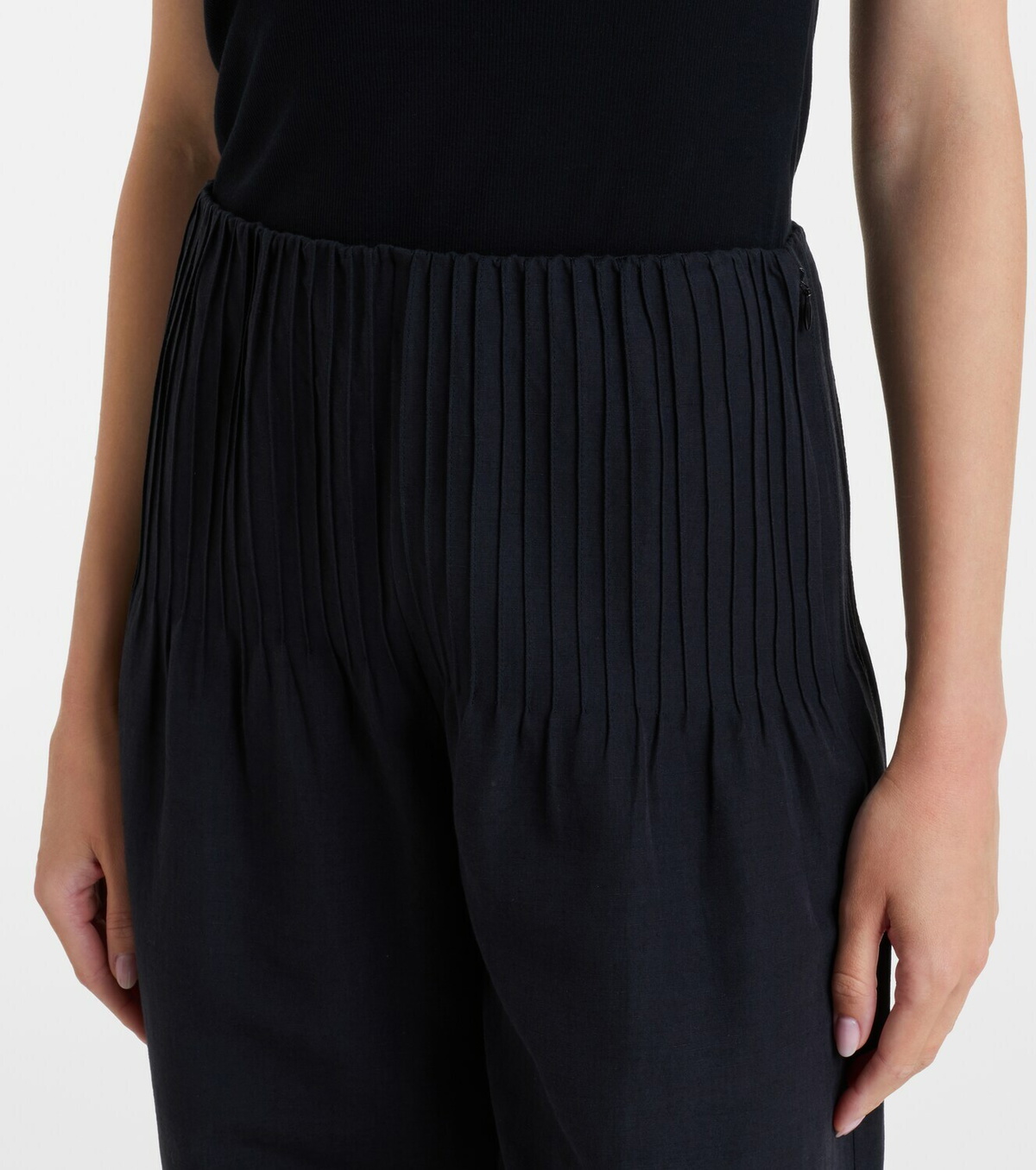 Vince Cotton, rayon, and linen balloon pants