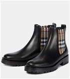 Burberry - Leather Chelsea boots