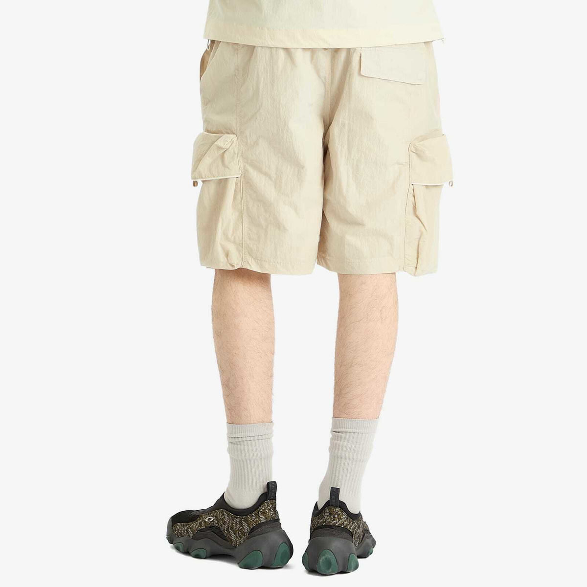 Oakley Men's Reserve Cargo Shorts in Mist
