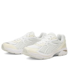 Asics Gt-2160 Sneakers in White/Cream