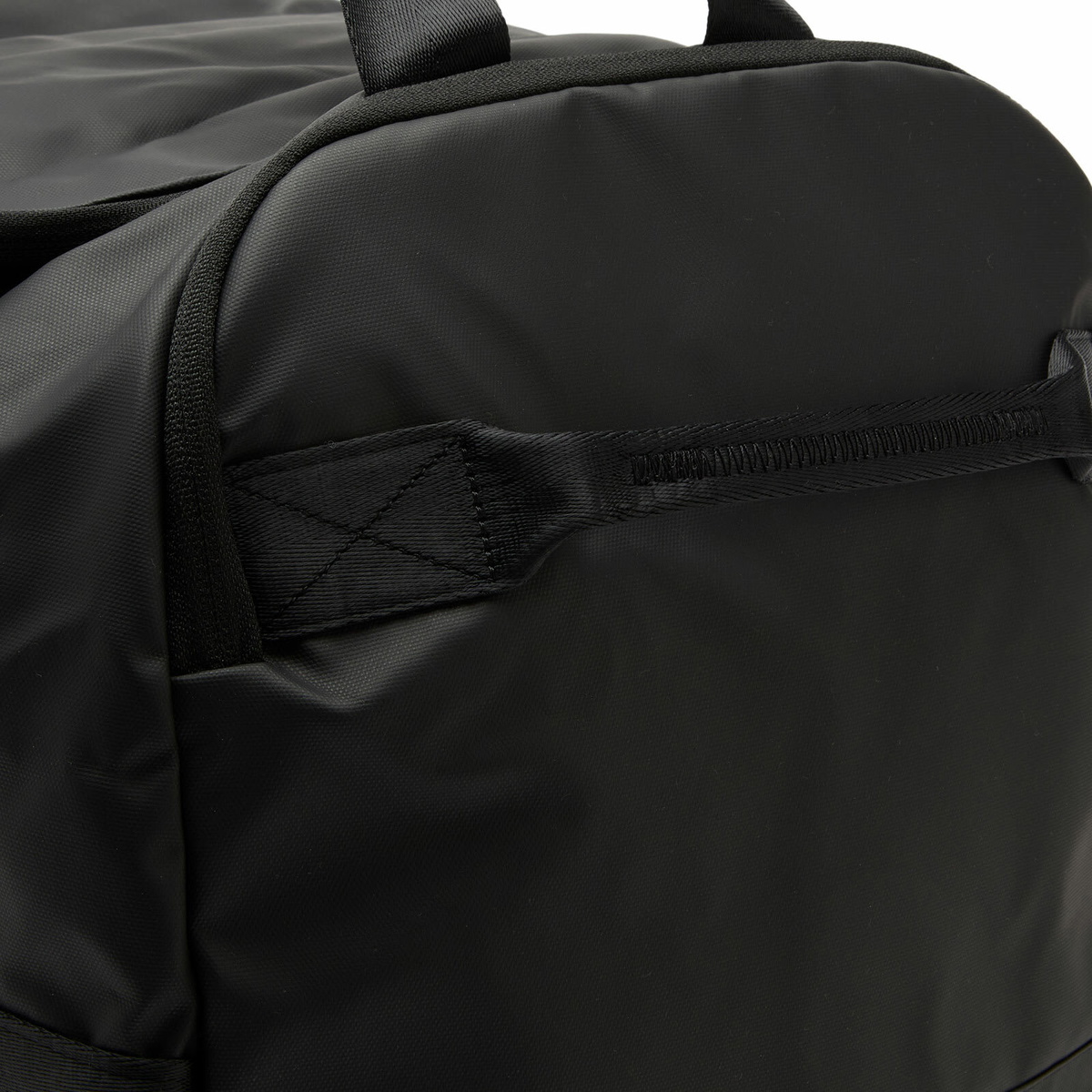 Eastpak Duffel Pack Medium in Tarp Black Reflect 