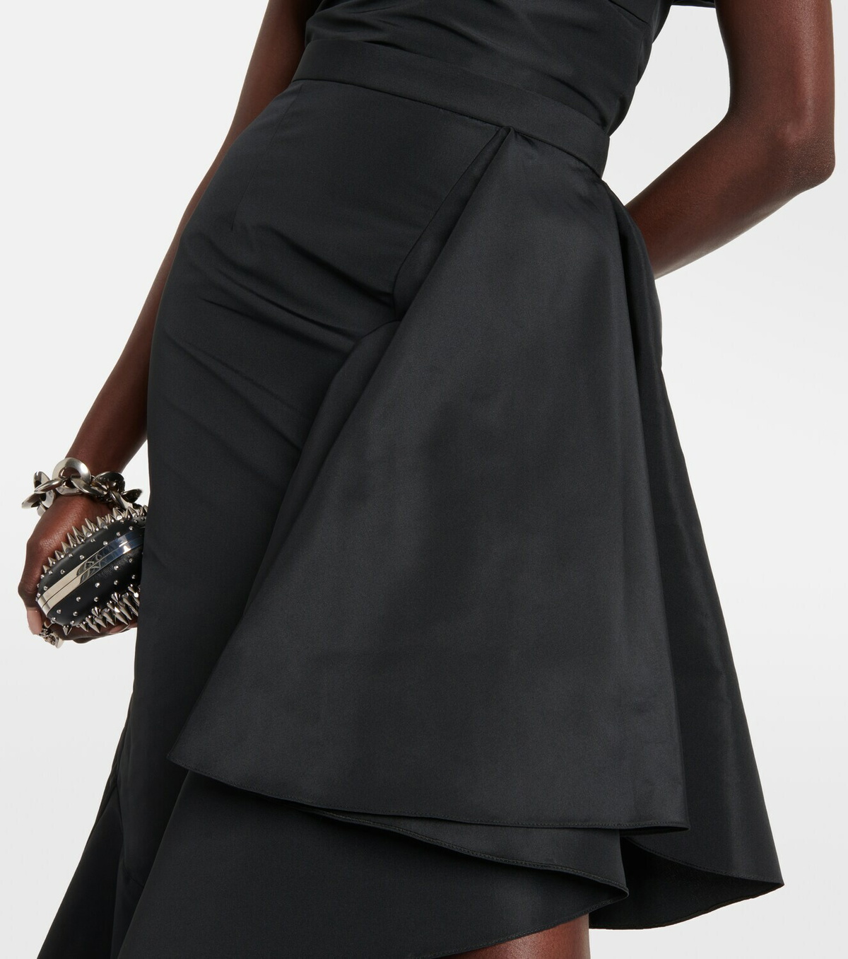 ミニスカート Alexander Mcqueen Asymmetrical Mini Skirt Alexander McQueen Asymmetric Mini Skirt | Black | FARFETCH