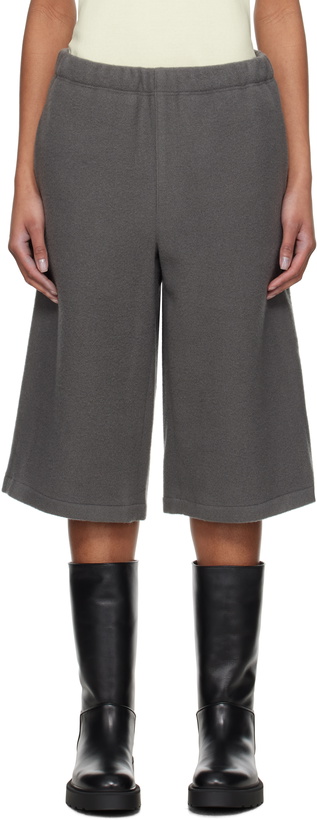 Photo: Rier Gray Fleece Shorts