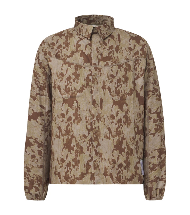 Photo: Satisfy River camouflage PeaceShell shirt