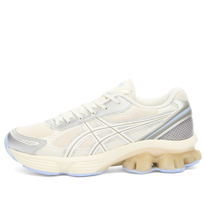 Photo: Asics Women's Gel-Kinetic Fluent Sneakers in Cream/Cream